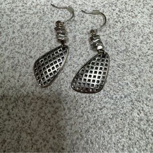 Silver metal basket net lattice cut out dangle earrings
